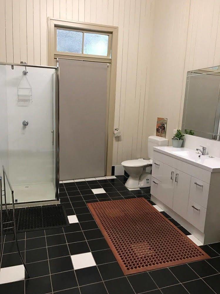 Exchange Hotel Toogoolawah Ngoại thất bức ảnh